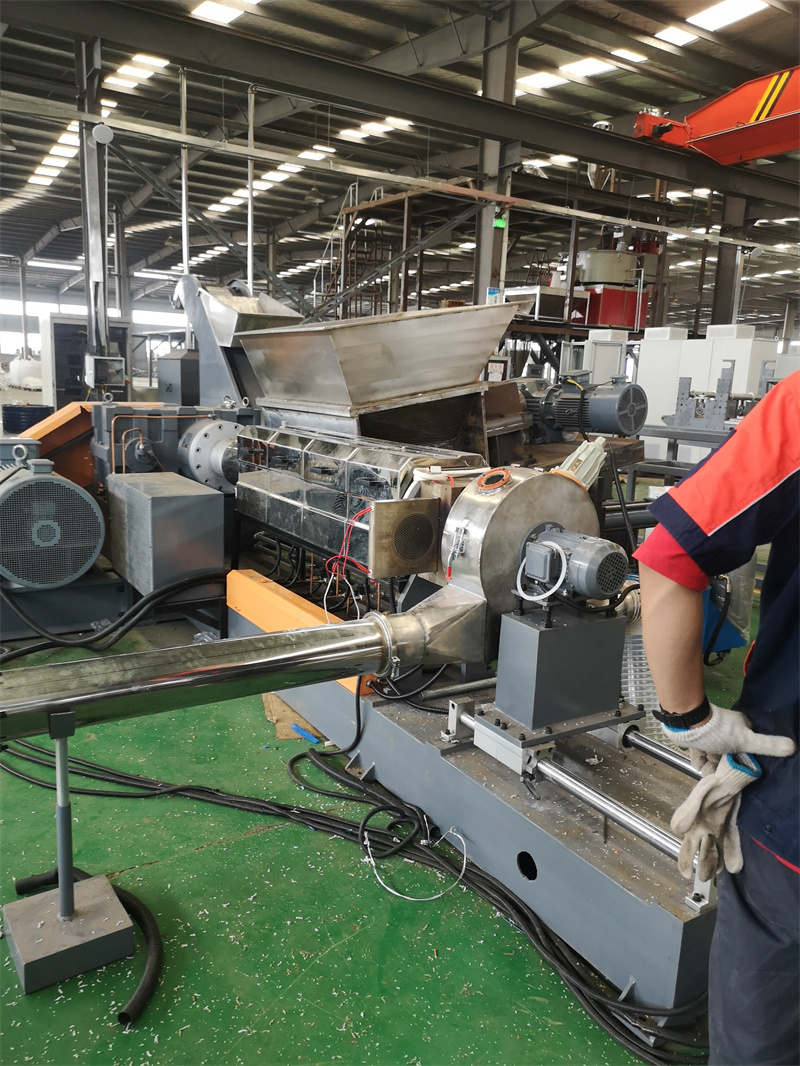 自粘防水卷材擠出機_自粘防水卷材擠出機_玖德隆